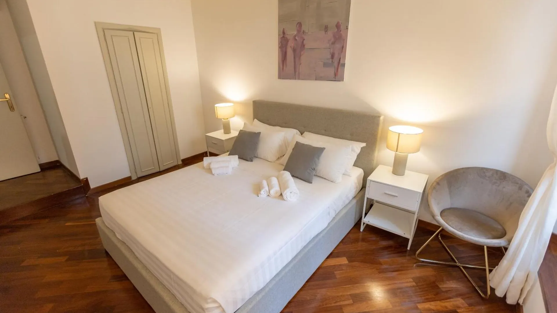 Piazza Navona Classy & Large Apartment Rome