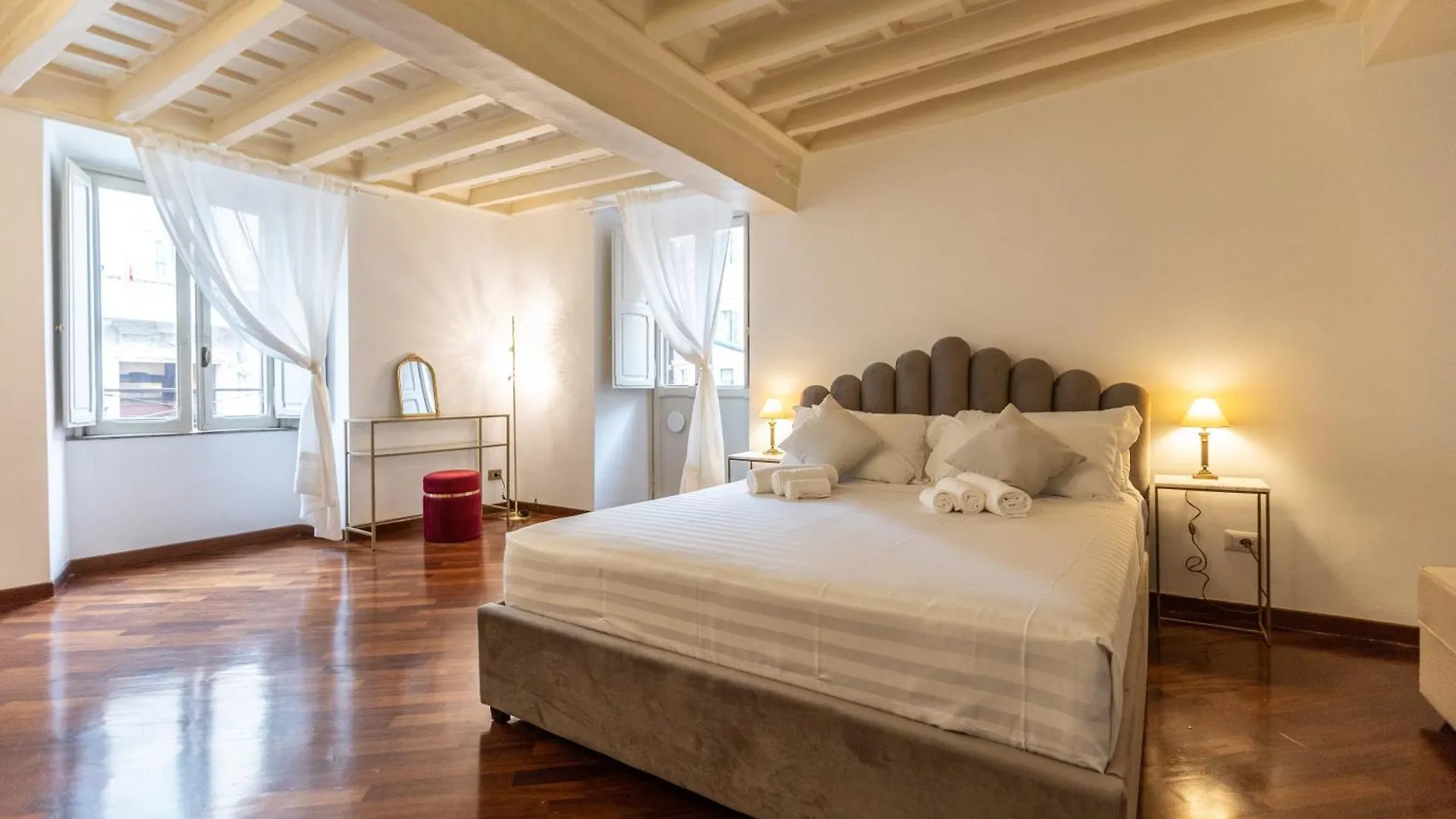 Piazza Navona Classy & Large Apartment Rome Italy