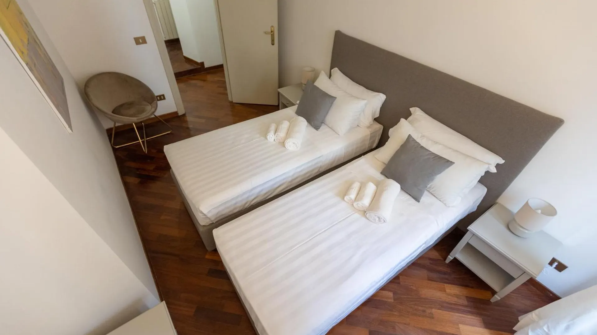 Piazza Navona Classy & Large Apartment Rome